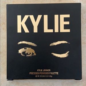 Kylie Kylie Jenner The Sorta Sweet Pallete.